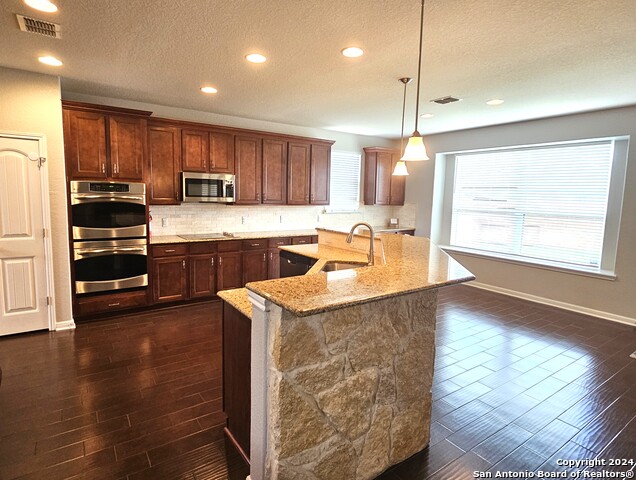 Image 3 of 39 For 649 Cavan  