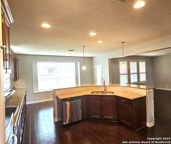 Image 4 of 39 For 649 Cavan  