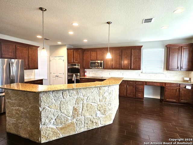 Image 7 of 39 For 649 Cavan  