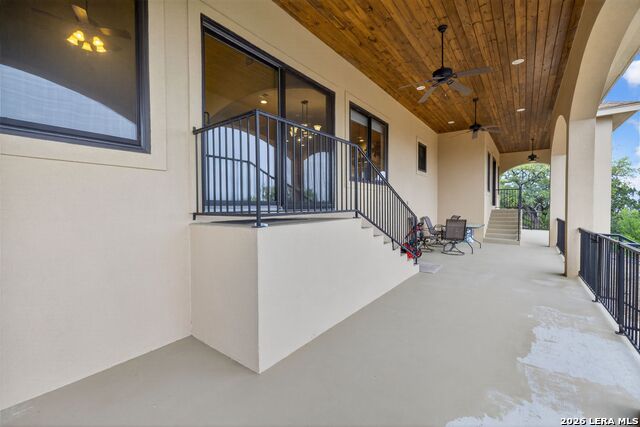 Image 12 of 42 For 1076 Saddleback Ridge Trl