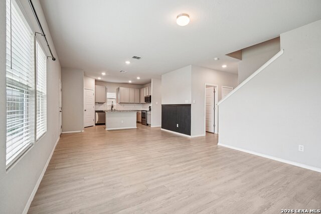 Image 21 of 48 For 20039 Lonesome Dove