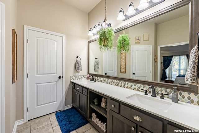 Image 33 of 45 For 2873 Ranch Road 1888