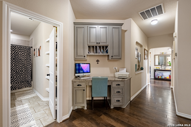 Image 35 of 45 For 2873 Ranch Road 1888