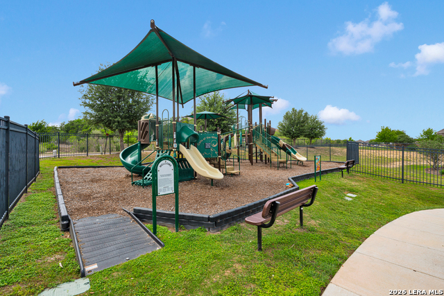 Image 18 of 18 For 2826 High Castle