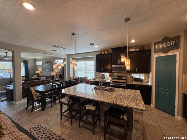 Image 6 of 30 For 13438 Canyon Mdw