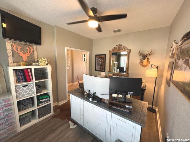 Image 7 of 30 For 13438 Canyon Mdw