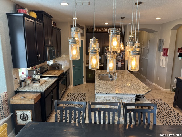 Image 8 of 30 For 13438 Canyon Mdw