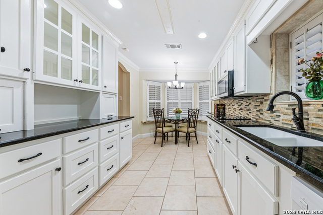 Image 14 of 38 For 5010 Crestwood Dr