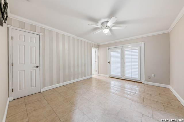 Image 16 of 38 For 5010 Crestwood Dr