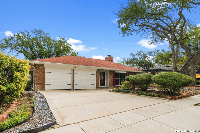 Image 3 of 38 For 5010 Crestwood Dr