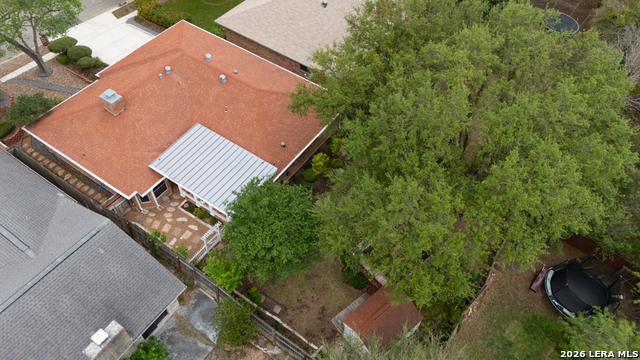 Image 36 of 38 For 5010 Crestwood Dr