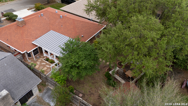 Image 37 of 38 For 5010 Crestwood Dr