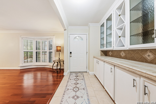 Image 5 of 38 For 5010 Crestwood Dr