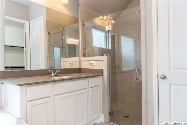 Image 21 of 33 For 560 Chinkapin Trl