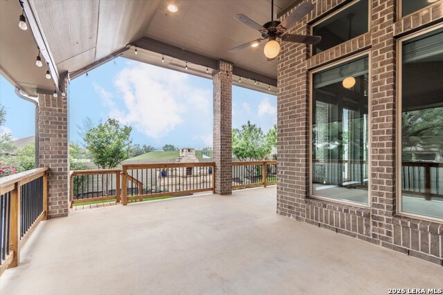 Image 25 of 33 For 560 Chinkapin Trl