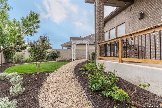 Image 27 of 33 For 560 Chinkapin Trl