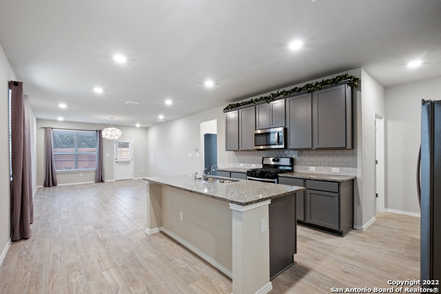 Image 3 of 23 For 259 Kinsley Way