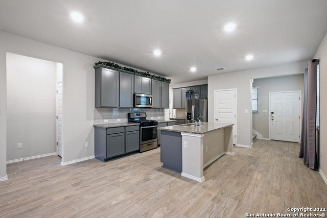 Image 5 of 23 For 259 Kinsley Way