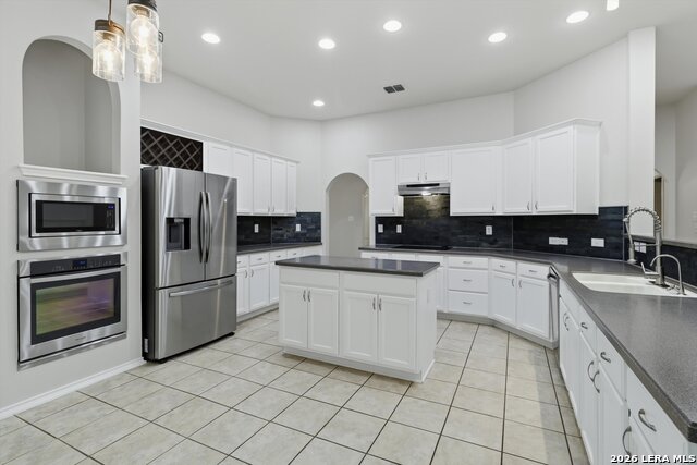 Image 12 of 34 For 14618 Triple Crown