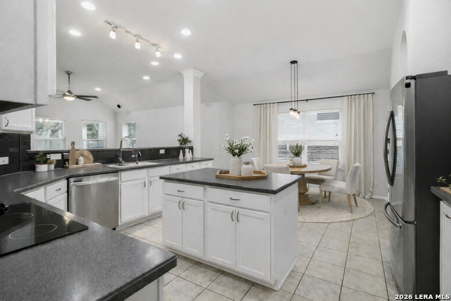 Image 13 of 34 For 14618 Triple Crown