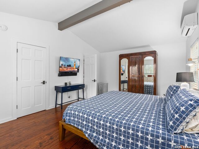 Image 23 of 29 For 213 Sadie Street