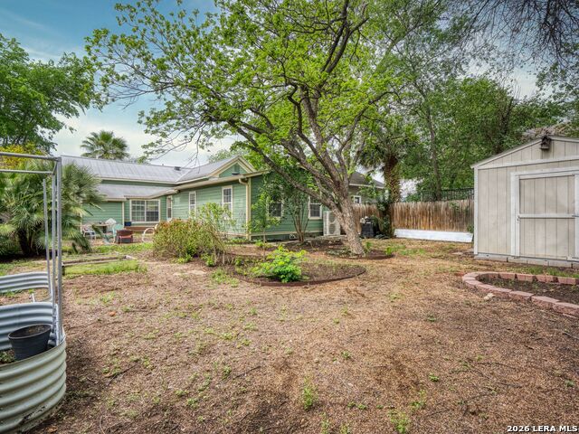 Image 28 of 29 For 213 Sadie Street