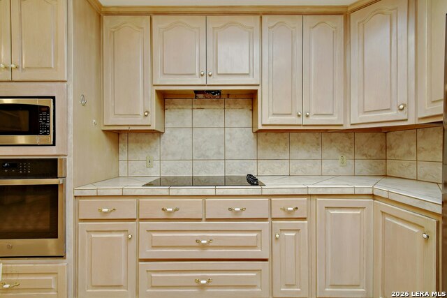 Image 9 of 25 For 5824 Grandwood Dr