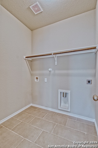 Image 15 of 49 For 1649 Couser Ave