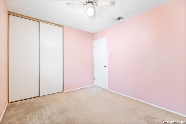 Image 30 of 42 For 3039 Heidi  