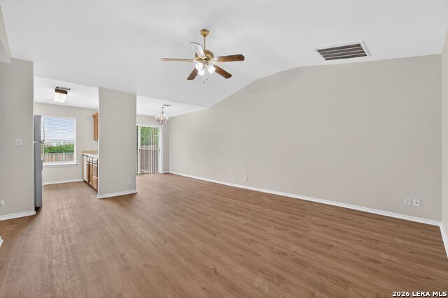 Image 5 of 30 For 3028 Lodgepole