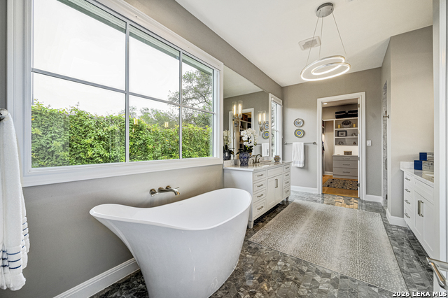 Image 32 of 52 For 605 Morningside