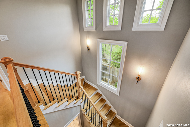 Image 38 of 52 For 605 Morningside