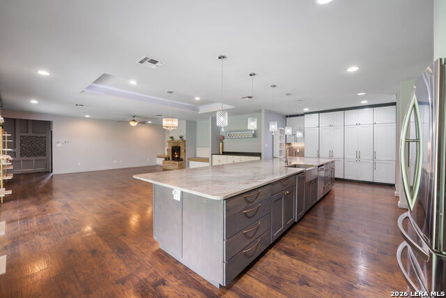 Image 12 of 38 For 7970 S Verde Drive