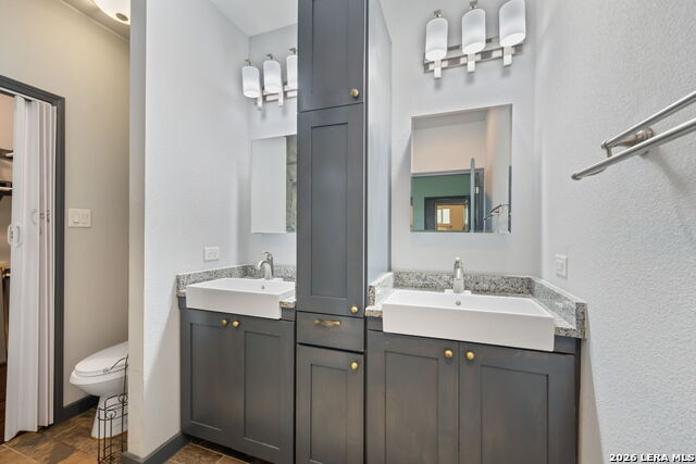 Image 16 of 38 For 7970 S Verde Drive