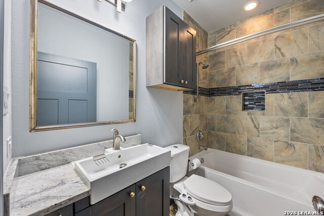 Image 23 of 38 For 7970 S Verde Drive