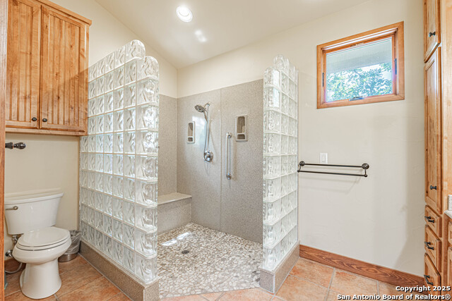 Listing photo id 12 for 2041 Fm 1340