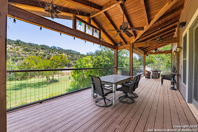 Listing photo id 13 for 2041 Fm 1340