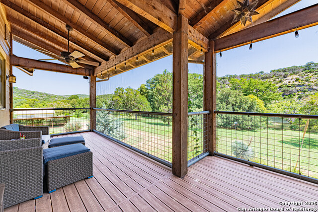 Listing photo id 14 for 2041 Fm 1340
