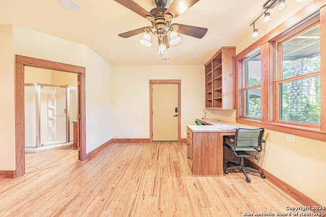 Listing photo id 27 for 2041 Fm 1340