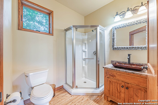 Listing photo id 28 for 2041 Fm 1340