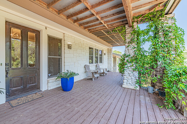 Listing photo id 29 for 2041 Fm 1340