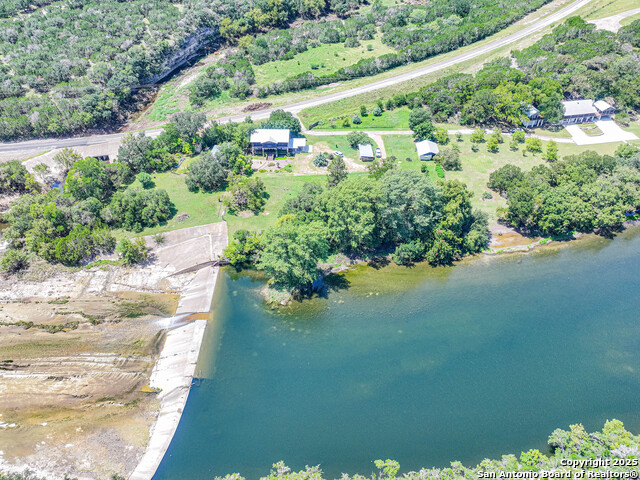 Listing photo id 38 for 2041 Fm 1340