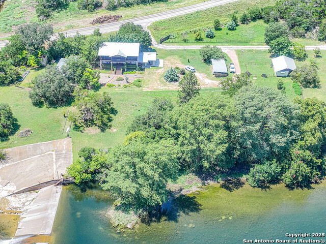 Listing photo id 39 for 2041 Fm 1340