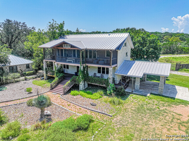 Listing photo id 41 for 2041 Fm 1340