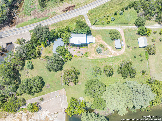 Listing photo id 43 for 2041 Fm 1340