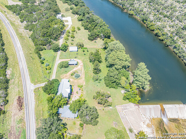 Listing photo id 44 for 2041 Fm 1340