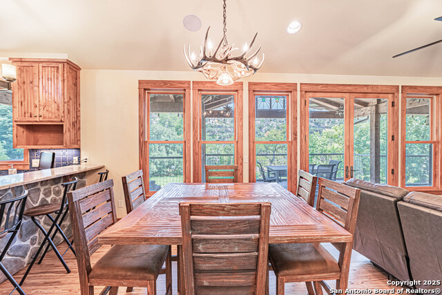 Listing photo id 6 for 2041 Fm 1340
