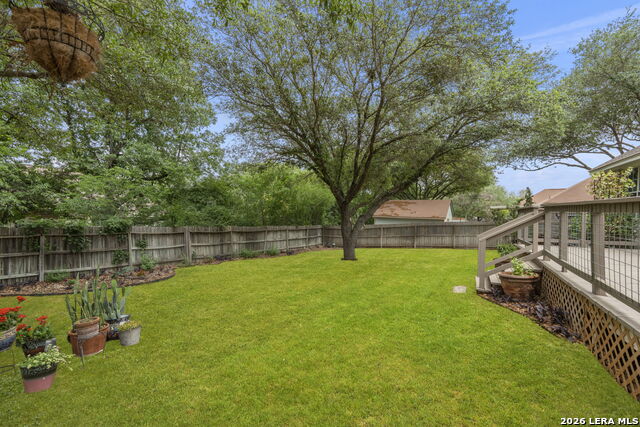 Listing photo id 34 for 115 River Mdw