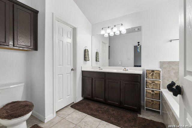 Listing photo id 17 for 2610 Lonesome Creek Trl