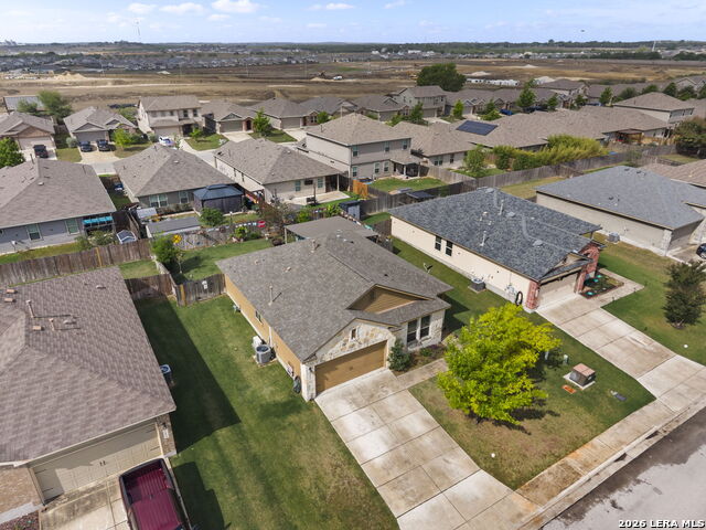 Listing photo id 3 for 2610 Lonesome Creek Trl